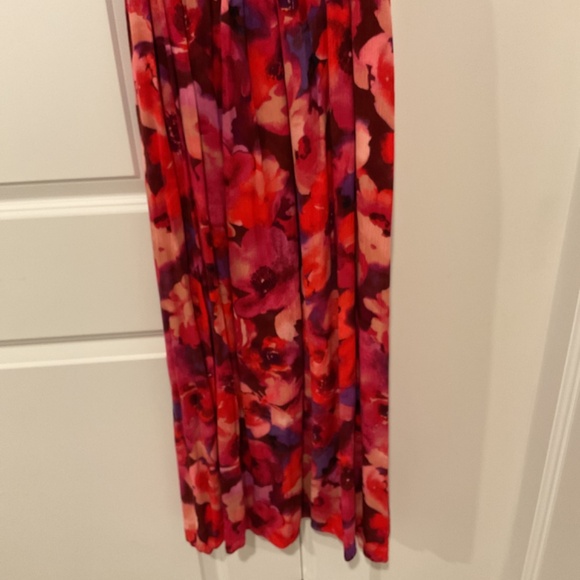 Pink floral midi dress - Picture 3 of 4